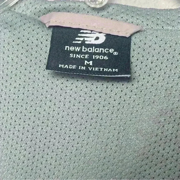 New Balance Jacket Med - Picture 4 of 9